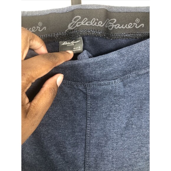 Eddie Bauer Men’s Lounge Short with Drawstring/Zipper Pockets/Waistband, 1 Pair - Picture 2 of 9